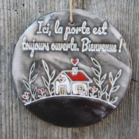 Ici la porte est toujours ouverte