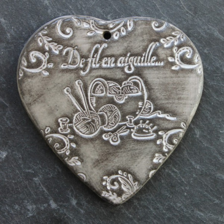 faïence coeur "De fil en aiguille" (pelote de laine)